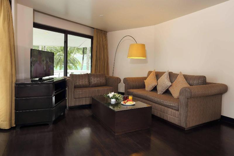 Le Meridien Phuket Beach Resort - Oda