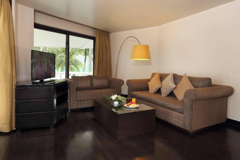 Le Meridien Phuket Beach Resort - Oda