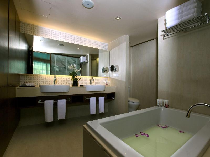 Le Meridien Phuket Beach Resort - Oda