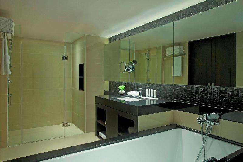 Le Meridien Phuket Beach Resort - Oda