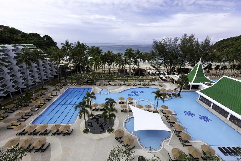 Le Meridien Phuket Beach Resort - Havuz