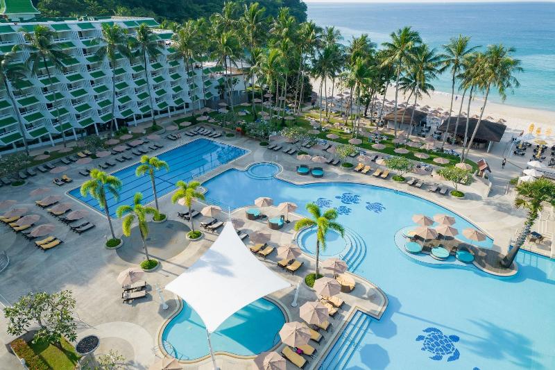 Le Meridien Phuket Beach Resort - Havuz