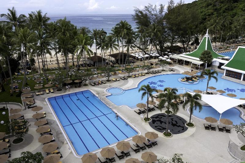 Le Meridien Phuket Beach Resort - Havuz