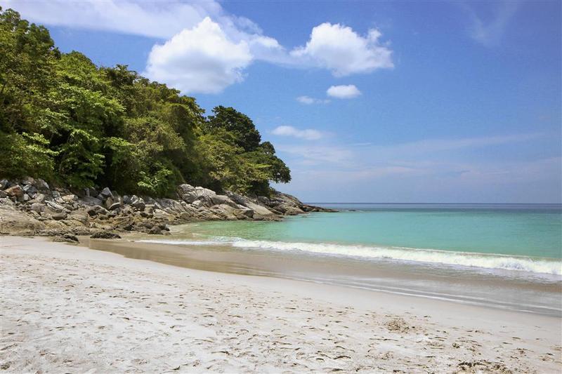 Le Meridien Phuket Beach Resort - Plaj