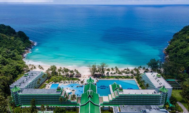 Le Meridien Phuket Beach Resort - Plaj