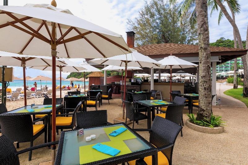 Le Meridien Phuket Beach Resort - Plaj