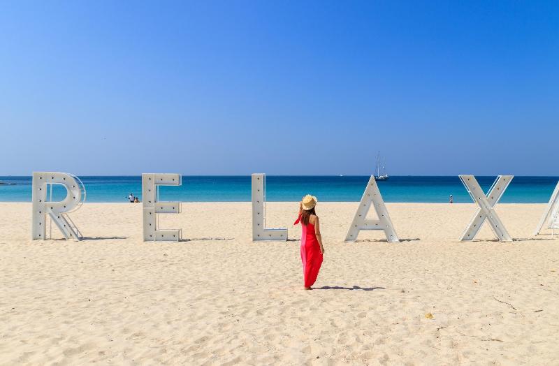 Le Meridien Phuket Beach Resort - Plaj