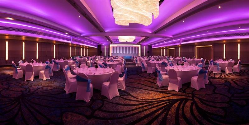 Le Meridien Phuket Beach Resort - Restoran