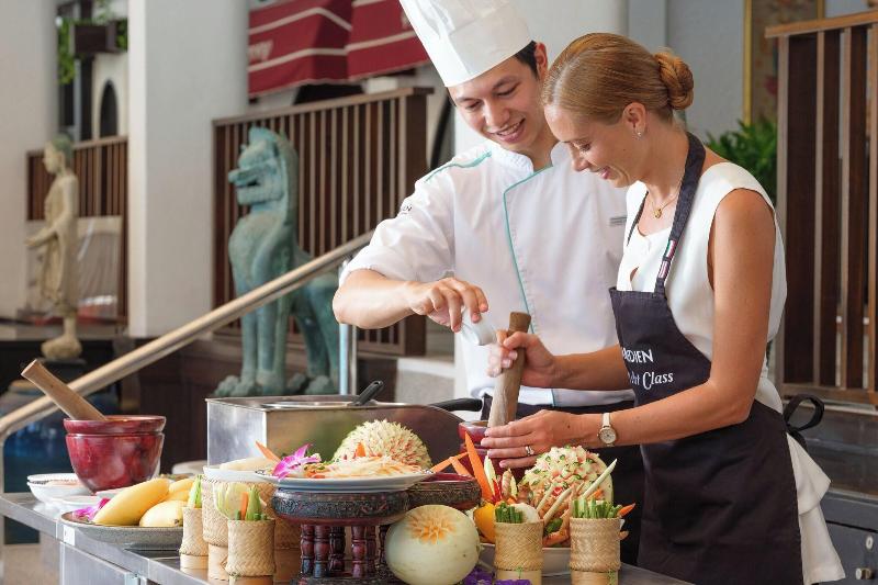 Le Meridien Phuket Beach Resort - Restoran
