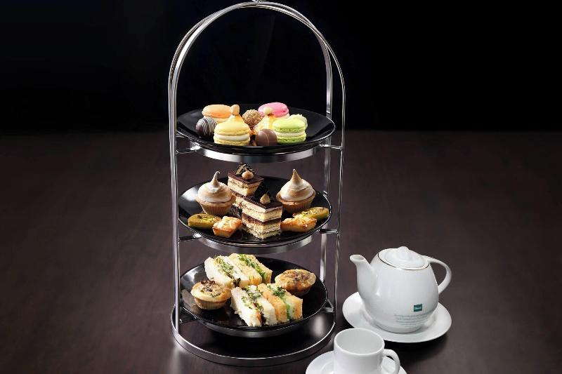 Le Meridien Phuket Beach Resort - Restoran