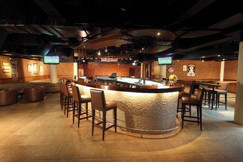 Le Meridien Phuket Beach Resort - Restoran
