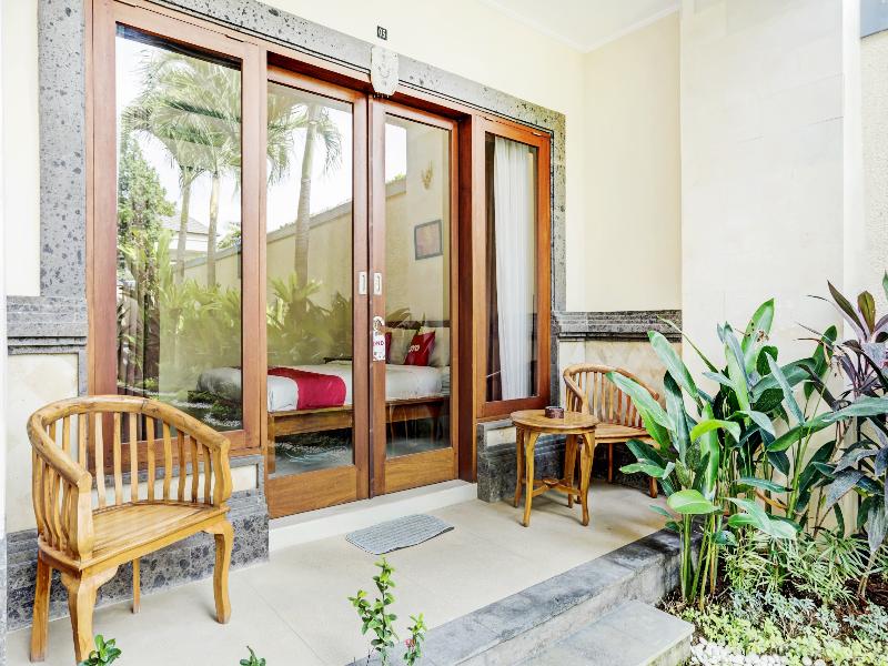 Sakura Guest House - Lobi
