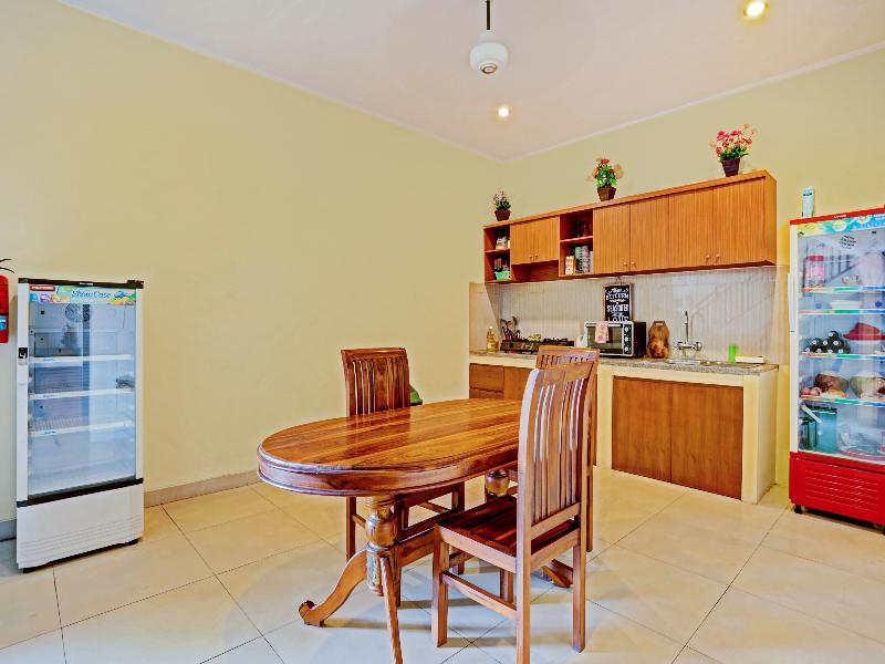 Sakura Guest House - Lobi