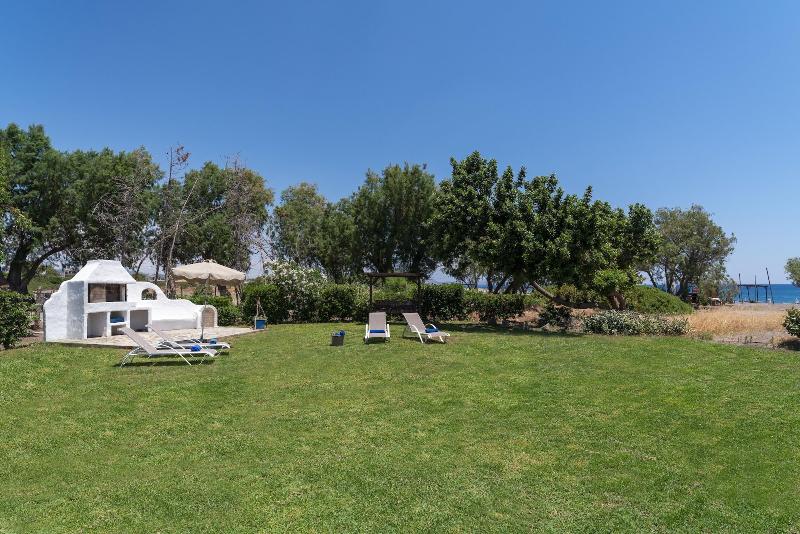 Eco Beach And Magic Garden - Genel
