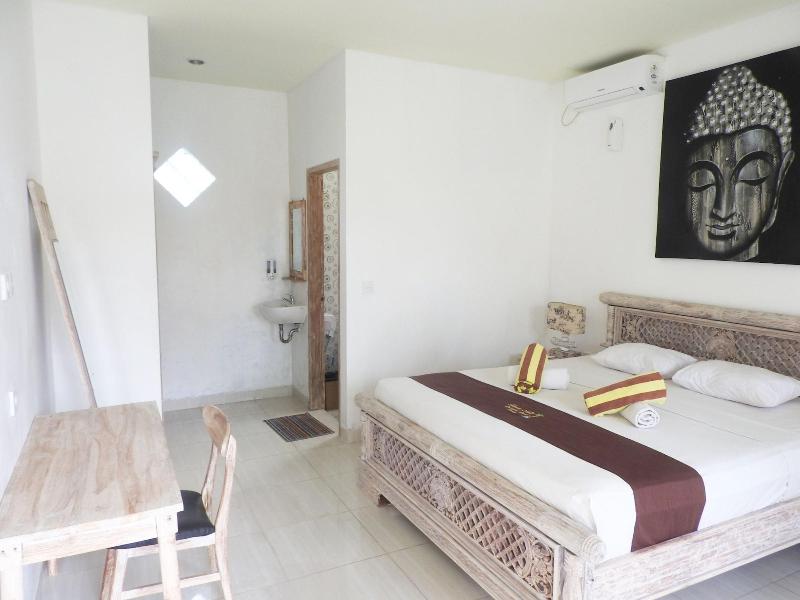 Taman Asih Bingin Homestay - Oda