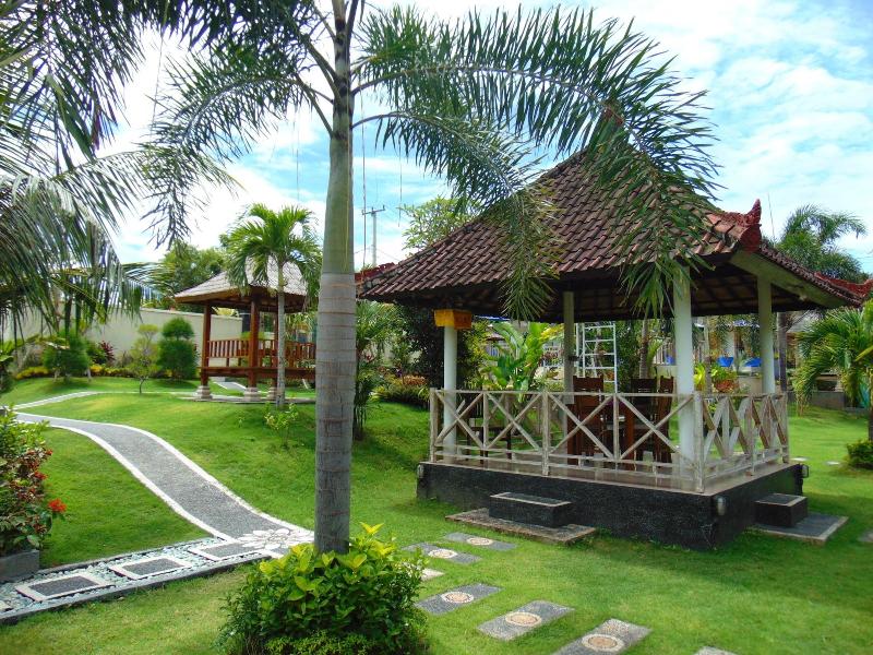 Taman Asih Bingin Homestay - Teras