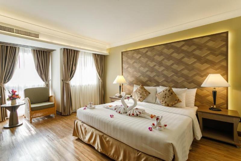 Amora Tapae Hotel Chiang Mai - Oda