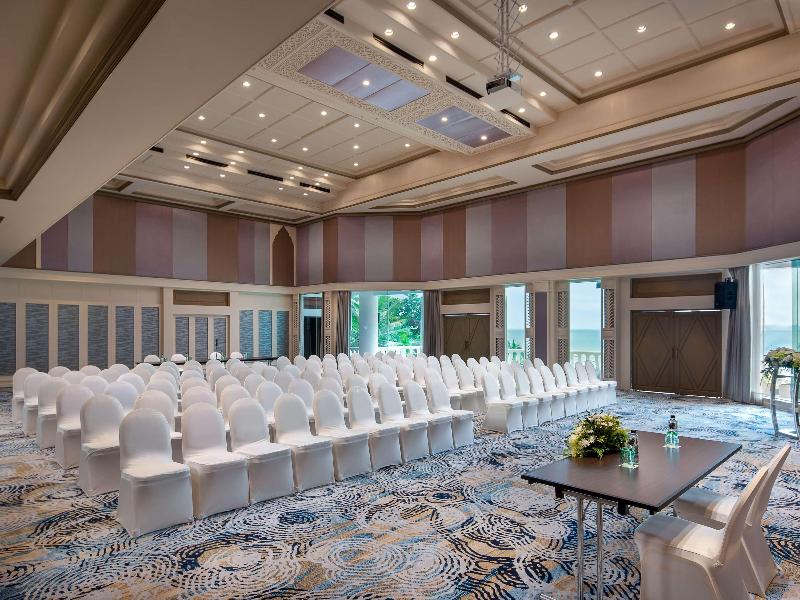 Pullman Pattaya Hotel G - Toplantı