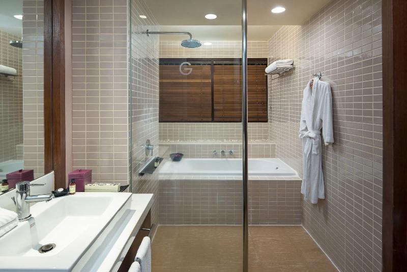 Pullman Pattaya Hotel G - Oda