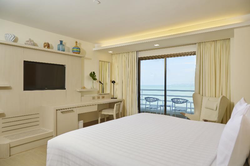Pullman Pattaya Hotel G - Oda