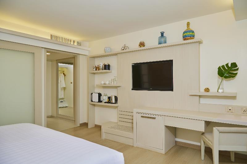 Pullman Pattaya Hotel G - Oda