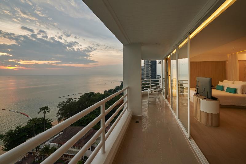 Pullman Pattaya Hotel G - Oda
