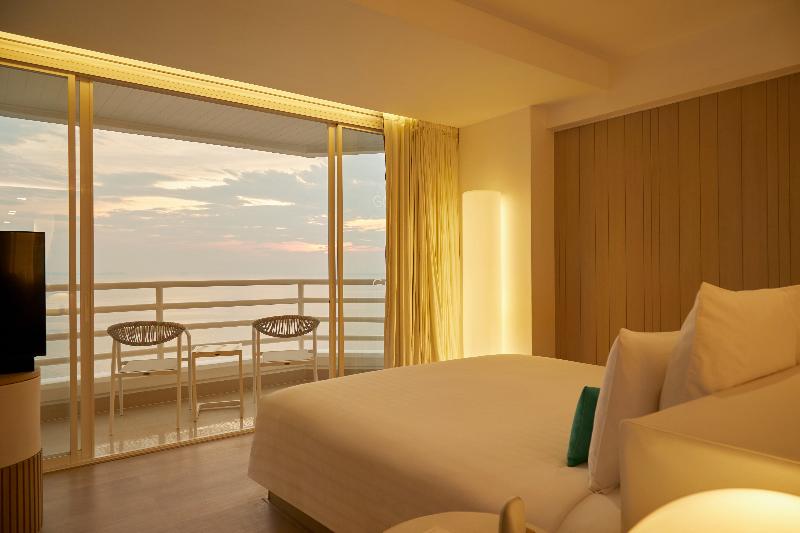 Pullman Pattaya Hotel G - Oda
