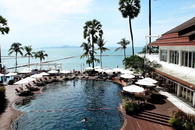 Pullman Pattaya Hotel G - Havuz