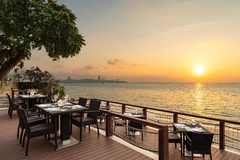 Dusit Thani Pattaya - Teras
