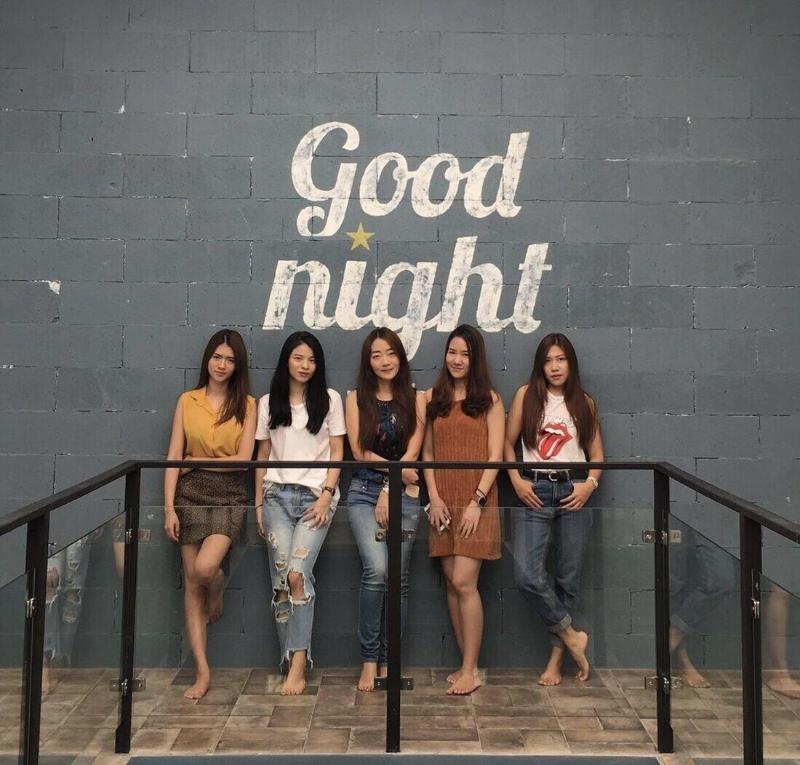 Goodnight Poshtel - Genel