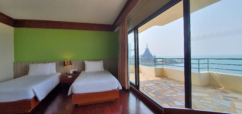 Garden Sea View Resort - Oda