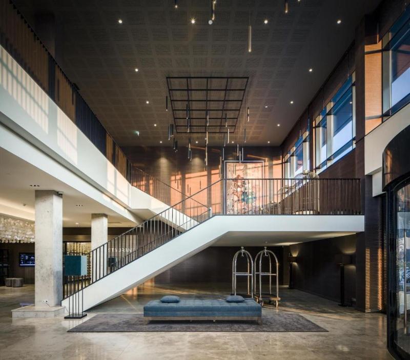 Van Der Valk Hotel Zwolle - Lobi