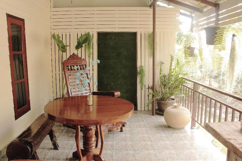 Ploynam Homestay - Teras