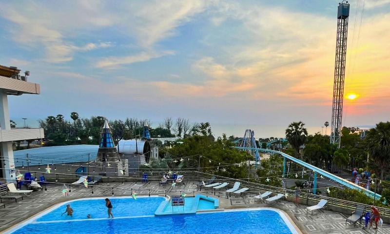 Pattaya Park Beach Resort - Havuz