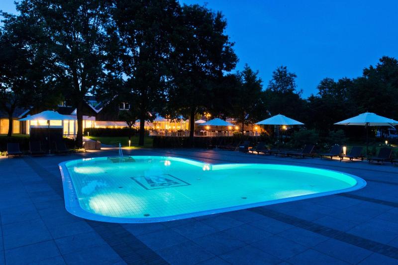 Fletcher Parkhotel De Wiemsel - Havuz