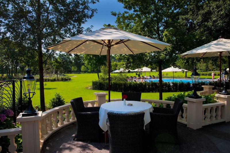 Fletcher Parkhotel De Wiemsel - Teras