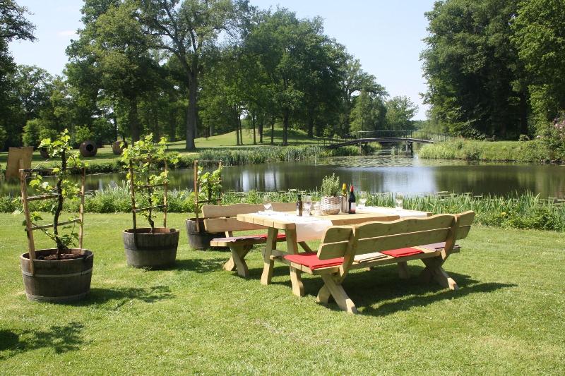 Kasteel Engelenburg - Genel