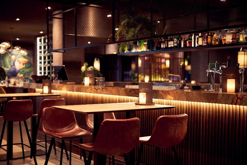 Van Der Valk Hotel Leeuwarden - Bar