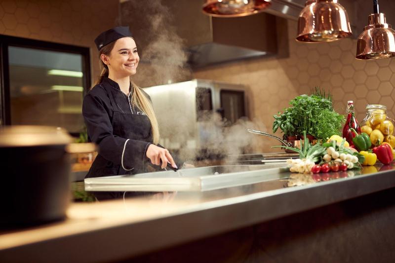 Van der Valk Hotel Groningen - Zuidbroek A7 - Restoran
