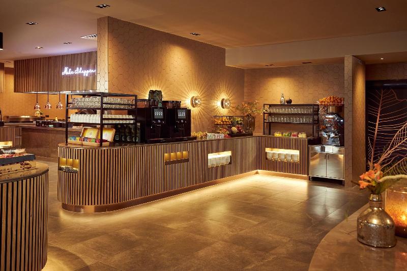 Van der Valk Hotel Groningen - Zuidbroek A7 - Restoran