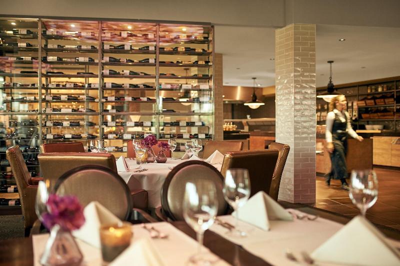 Van der Valk Hotel Breda Princeville - Restoran