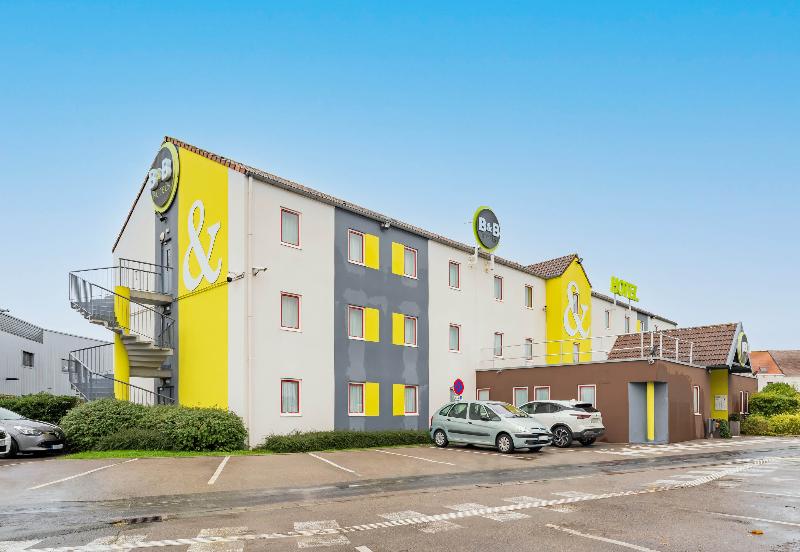 B&B Hotel Calais Centre St Pierre - Genel