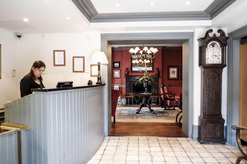 Red Lion - Lobi