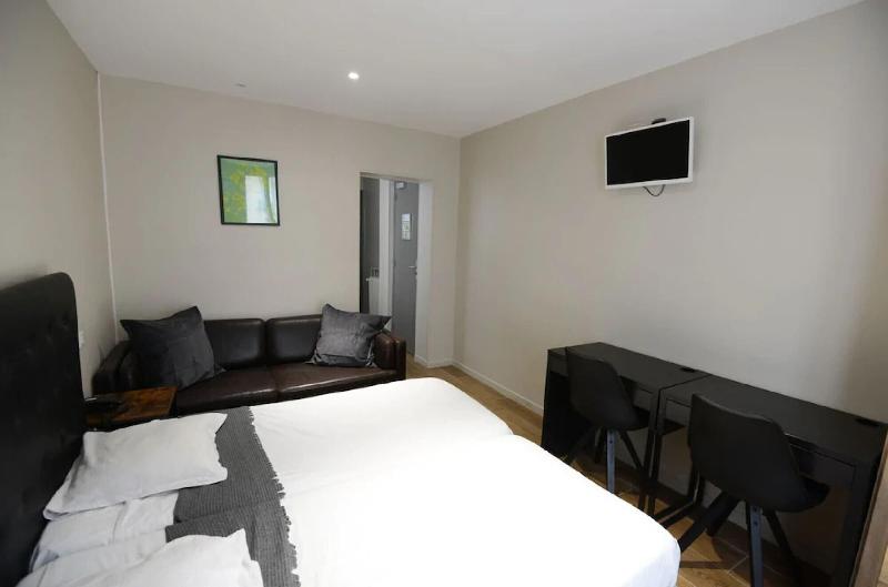 Lafayette Hotel - Oda