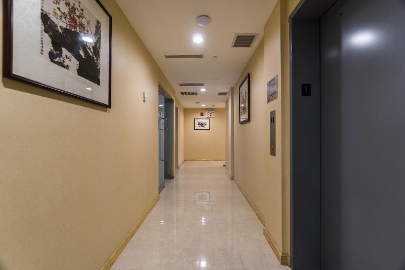 John Hotel - Lobi