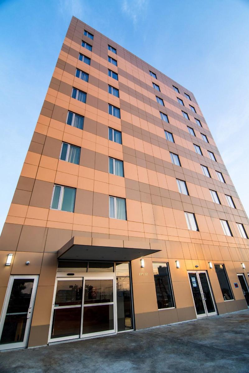 John Hotel - Genel