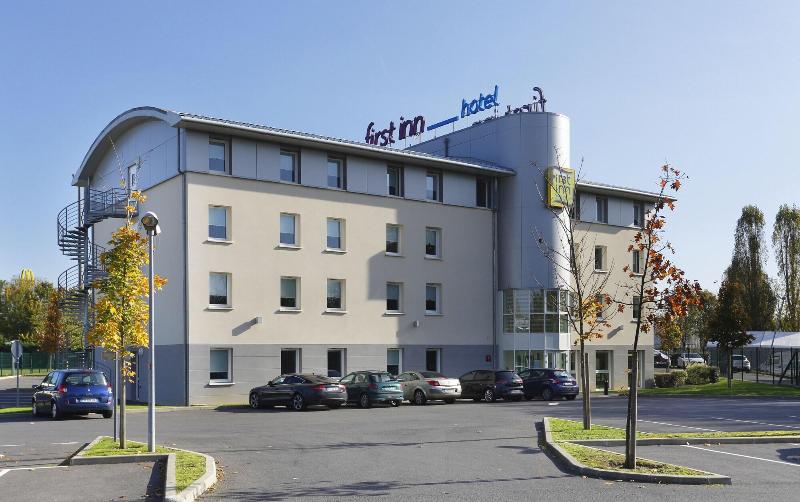 First Inn Hotel Les Ulis - Genel
