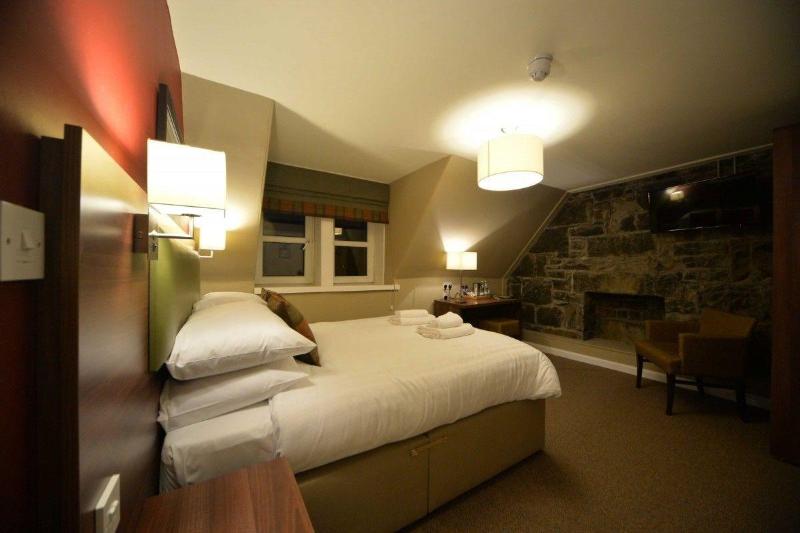 Portree Hotel - Oda