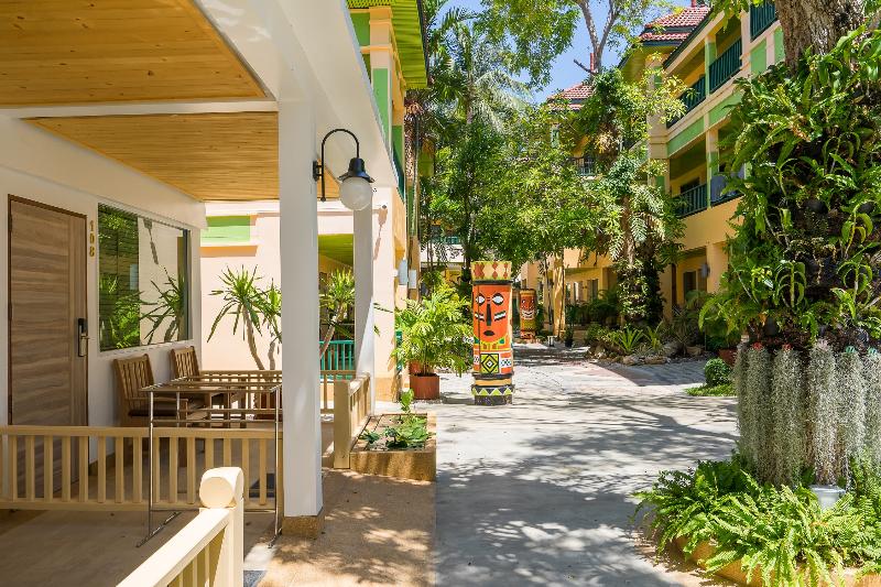Chaba Cabana Beach Resort - Teras