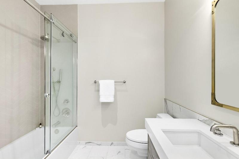 The Vanderbilt Hotel Suites - Oda